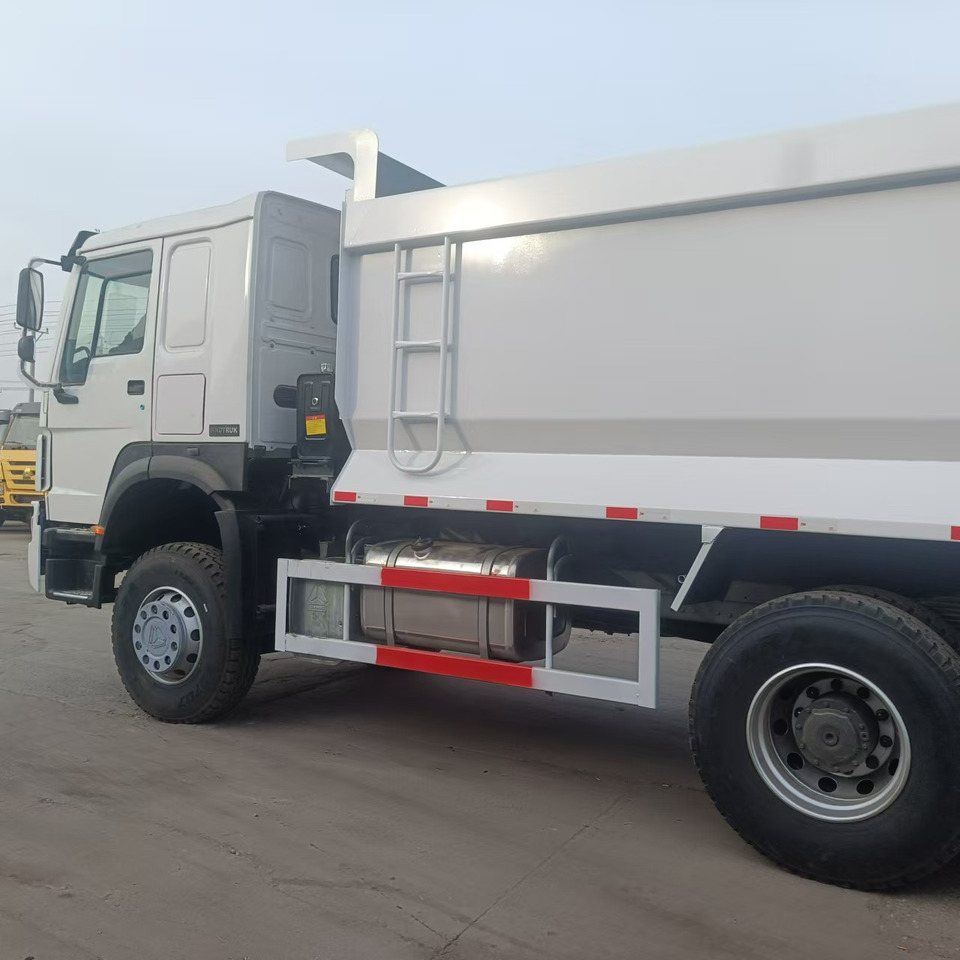 Sinotruk HOWO 371 Dump truck - Sklápač: obrázok 3 Sinotruk HOWO 371 Dump truck - Sklápač: obrázok 3