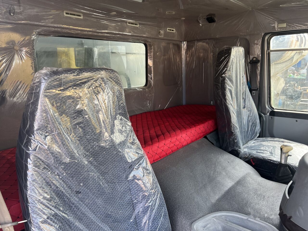 Sinotruk HOWO 375 6*4 Dump truck - Sklápač: obrázok 3 Sinotruk HOWO 375 6*4 Dump truck - Sklápač: obrázok 3