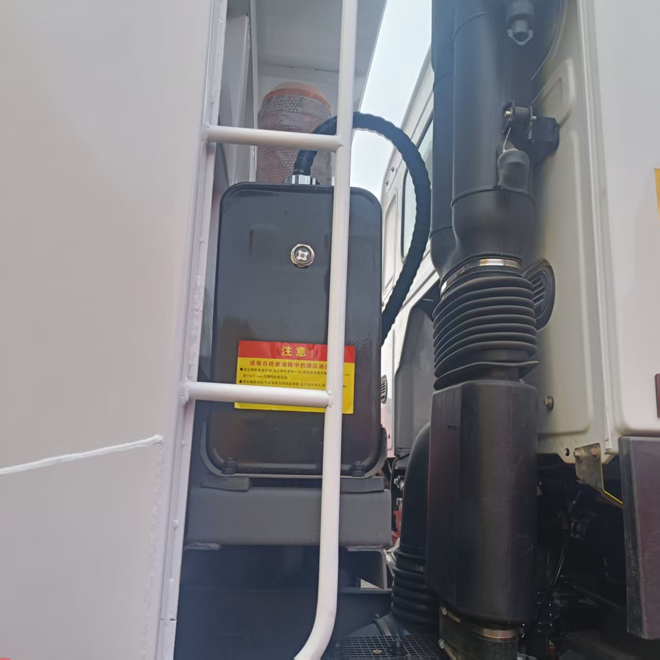 Sinotruk HOWO 400 6*4 Dump truck - Sklápač: obrázok 5 Sinotruk HOWO 400 6*4 Dump truck - Sklápač: obrázok 5