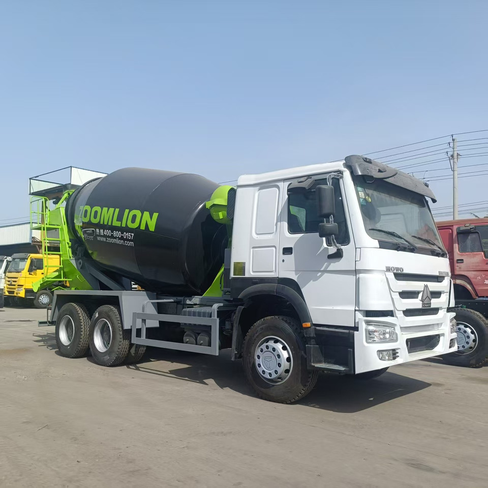 Sinotruk HOWO 6*4 Concrete mixer truck - Domiešavač: obrázok 1 Sinotruk HOWO 6*4 Concrete mixer truck - Domiešavač: obrázok 1