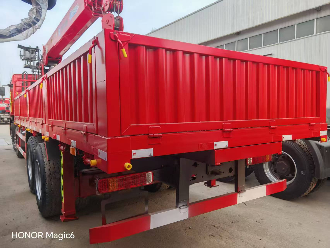 Sinotruk HOWO 8*4 Mobile crane - Autožeriav: obrázok 4 Sinotruk HOWO 8*4 Mobile crane - Autožeriav: obrázok 4