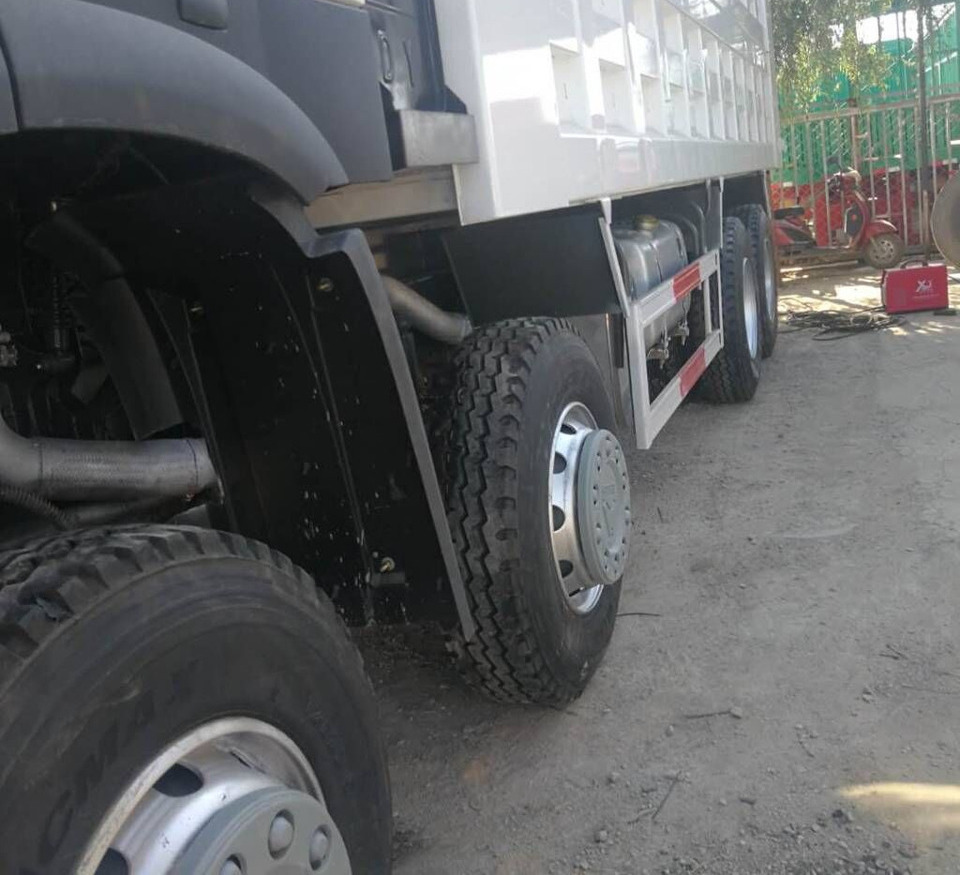 Sklápač Sinotruk Howo: obrázok 8