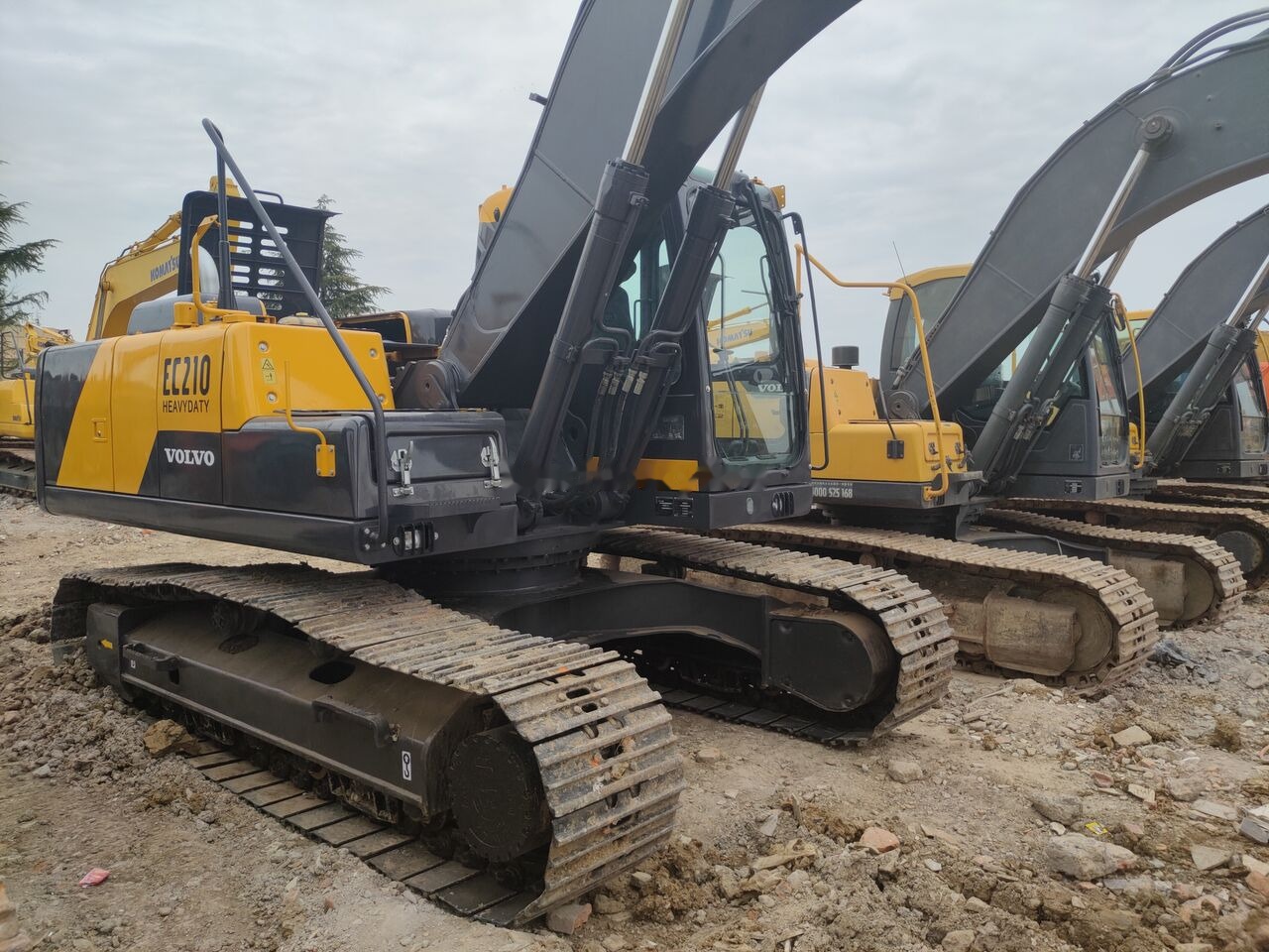 Volvo EC210B - Pásové rýpadlo: obrázok 5 Volvo EC210B - Pásové rýpadlo: obrázok 5