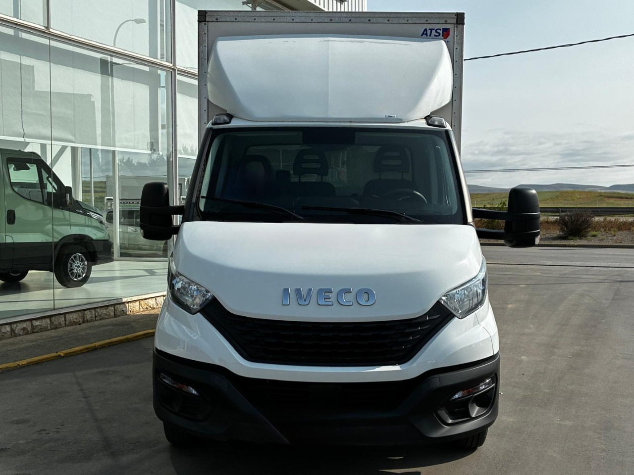 Caja cerrada IVECO 35C16 20m3 - Dodávka skriňová nadstavba: obrázok 2 Caja cerrada IVECO 35C16 20m3 - Dodávka skriňová nadstavba: obrázok 2