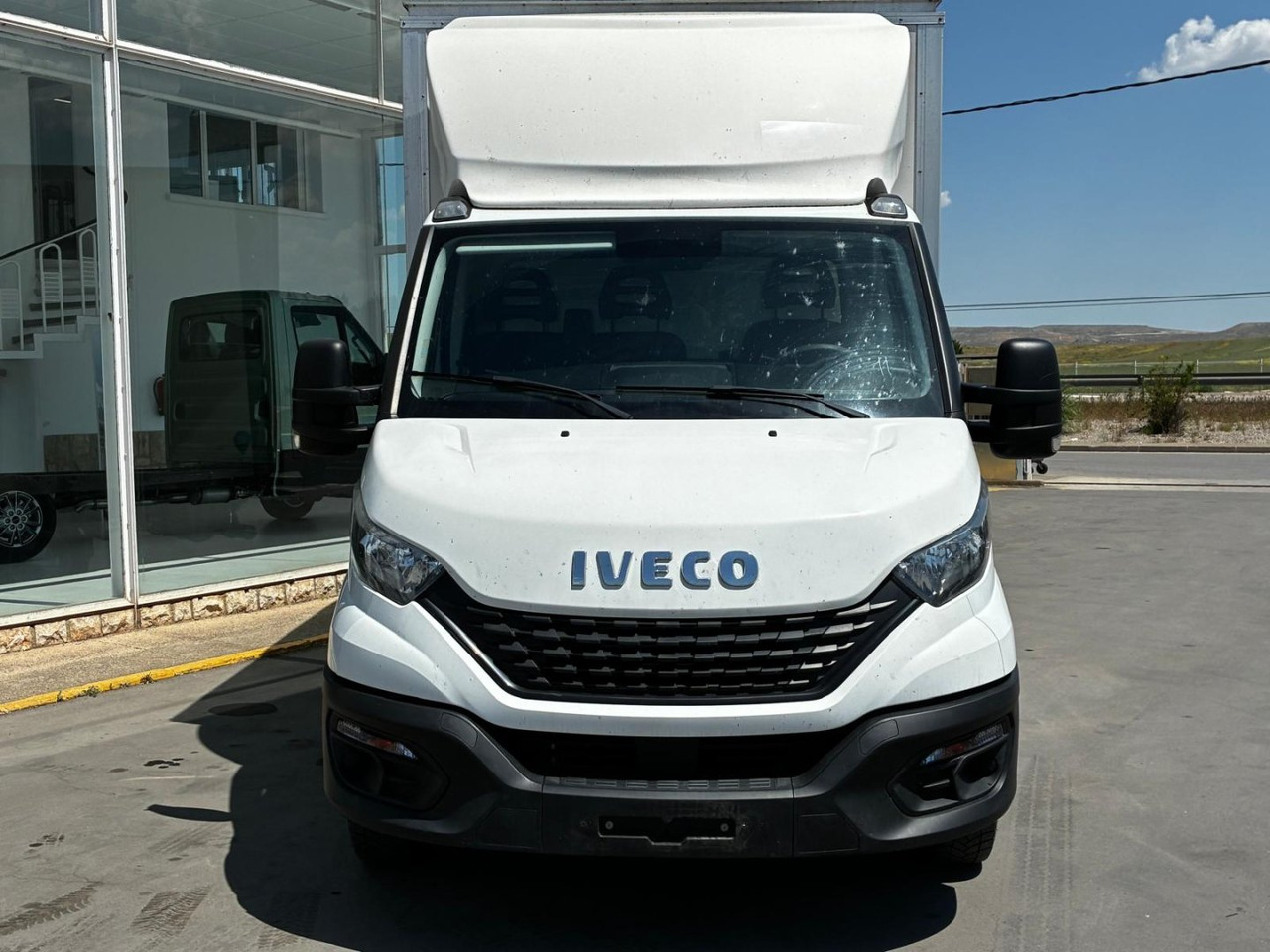 Caja cerrada IVECO 35C16 20m3 - Dodávka skriňová nadstavba: obrázok 2 Caja cerrada IVECO 35C16 20m3 - Dodávka skriňová nadstavba: obrázok 2