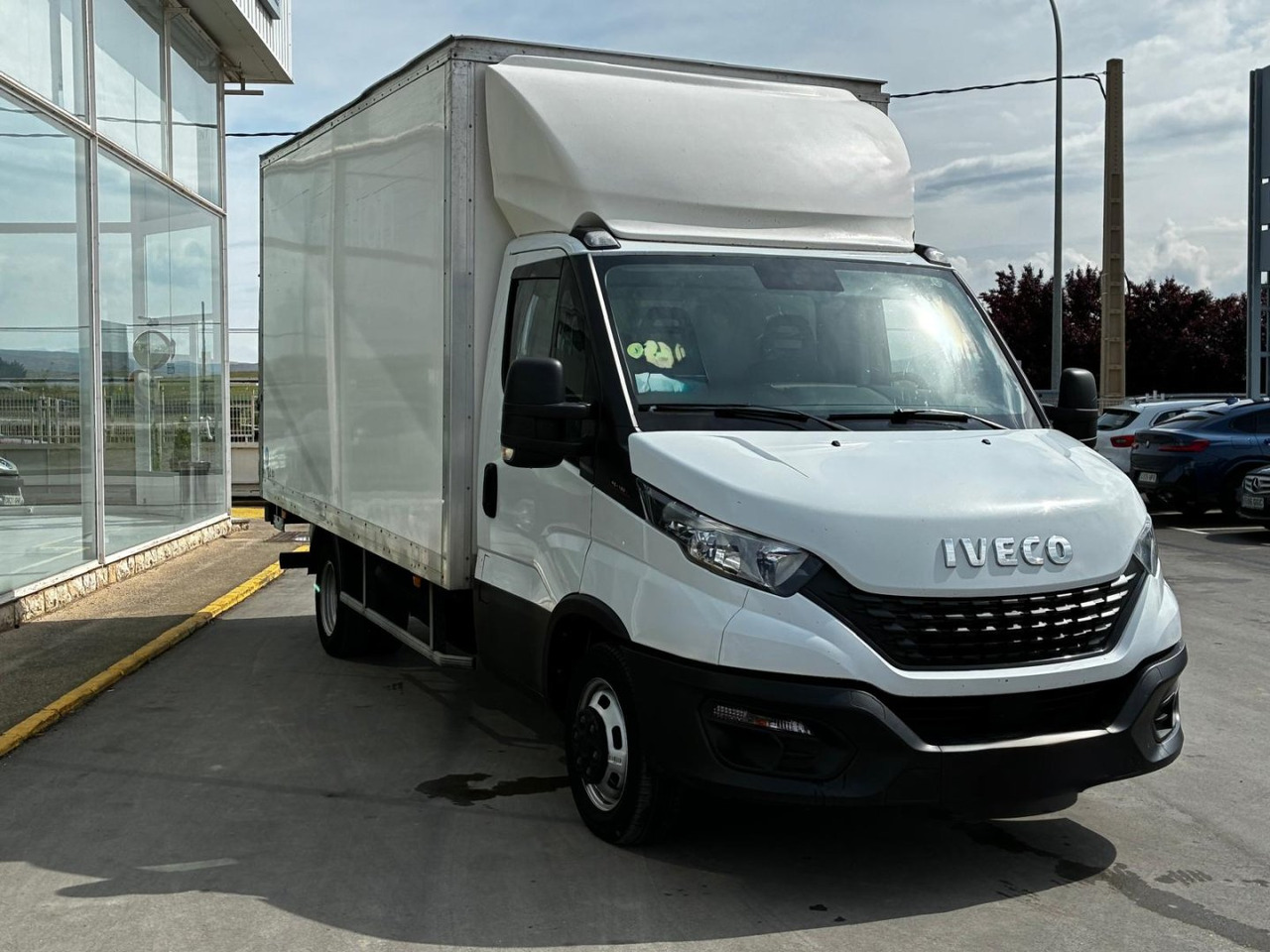 Caja cerrada IVECO 35C16 3.0 20m3 - Dodávka skriňová nadstavba: obrázok 3 Caja cerrada IVECO 35C16 3.0 20m3 - Dodávka skriňová nadstavba: obrázok 3