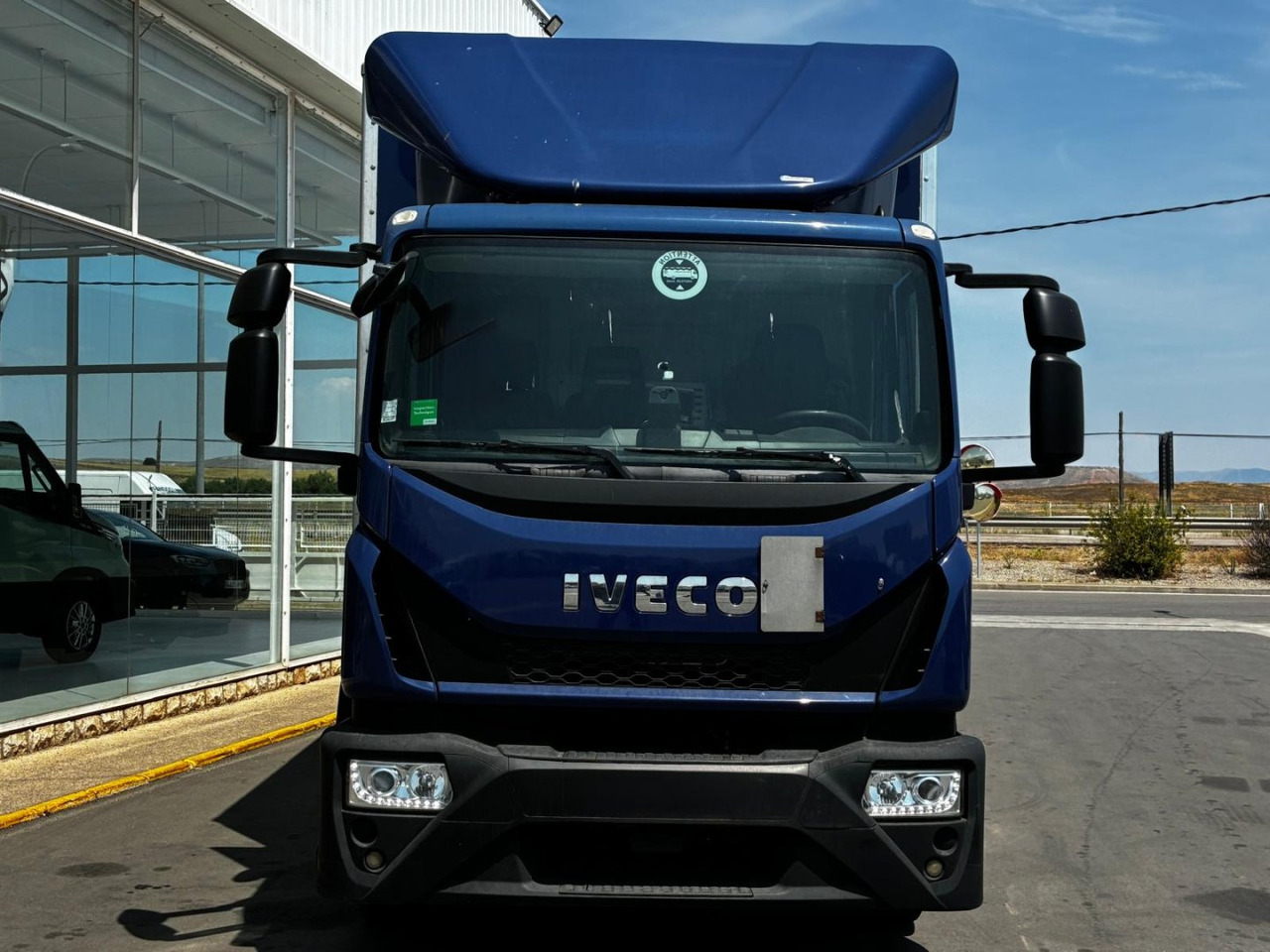 Caja cerrada IVECO Eurocargo ML 120 E22 - Skříňový nákladní auto: obrázok 2 Caja cerrada IVECO Eurocargo ML 120 E22 - Skříňový nákladní auto: obrázok 2