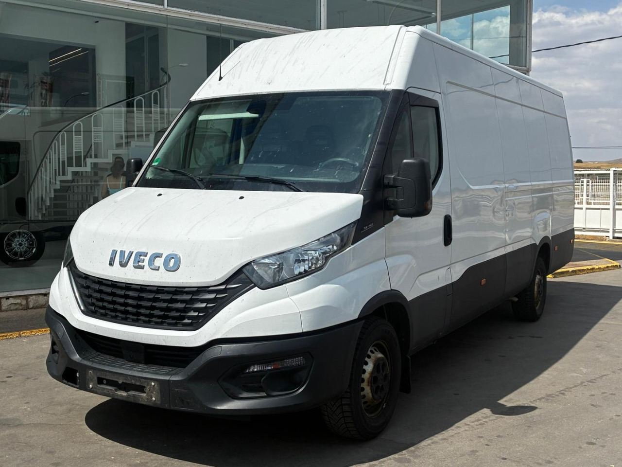 Furgón IVECO 35S14 V 16m3 - Furgon: obrázok 1 Furgón IVECO 35S14 V 16m3 - Furgon: obrázok 1