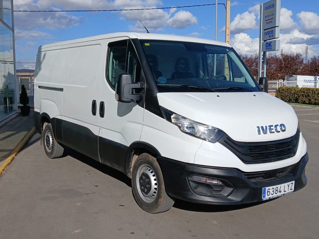 Furgón IVECO 35S16 V 9m3 - Furgon: obrázok 3 Furgón IVECO 35S16 V 9m3 - Furgon: obrázok 3