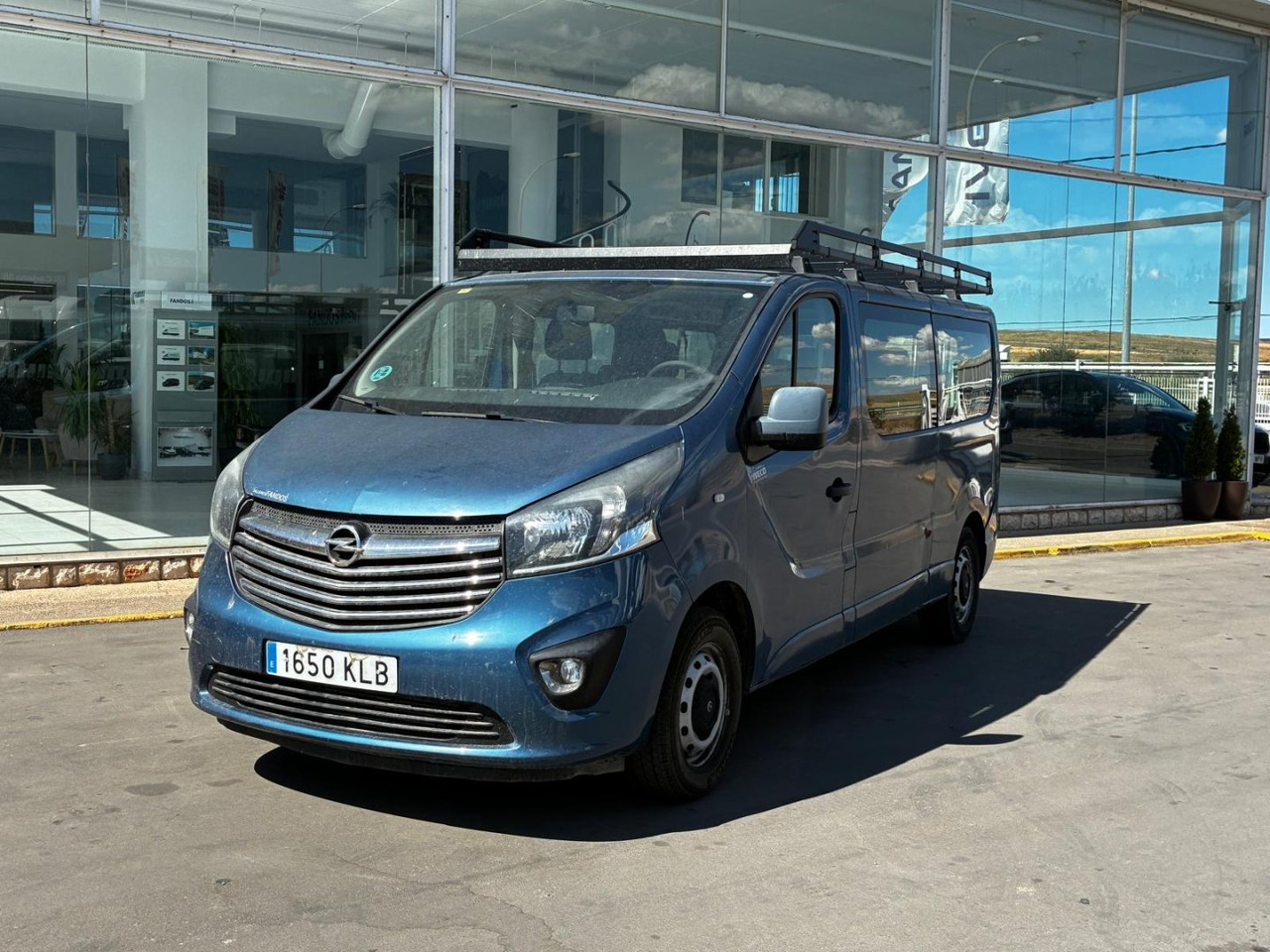 Furgón Opel Vivaro 9 Plazas - Furgon: obrázok 1 Furgón Opel Vivaro 9 Plazas - Furgon: obrázok 1