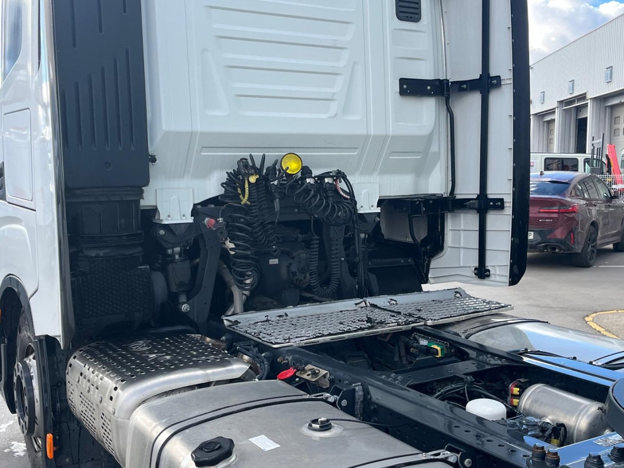 Cabeza Tractora IVECO 460 AUTOMATICO CON INTARDER - Ťahač: obrázok 4 Cabeza Tractora IVECO 460 AUTOMATICO CON INTARDER - Ťahač: obrázok 4