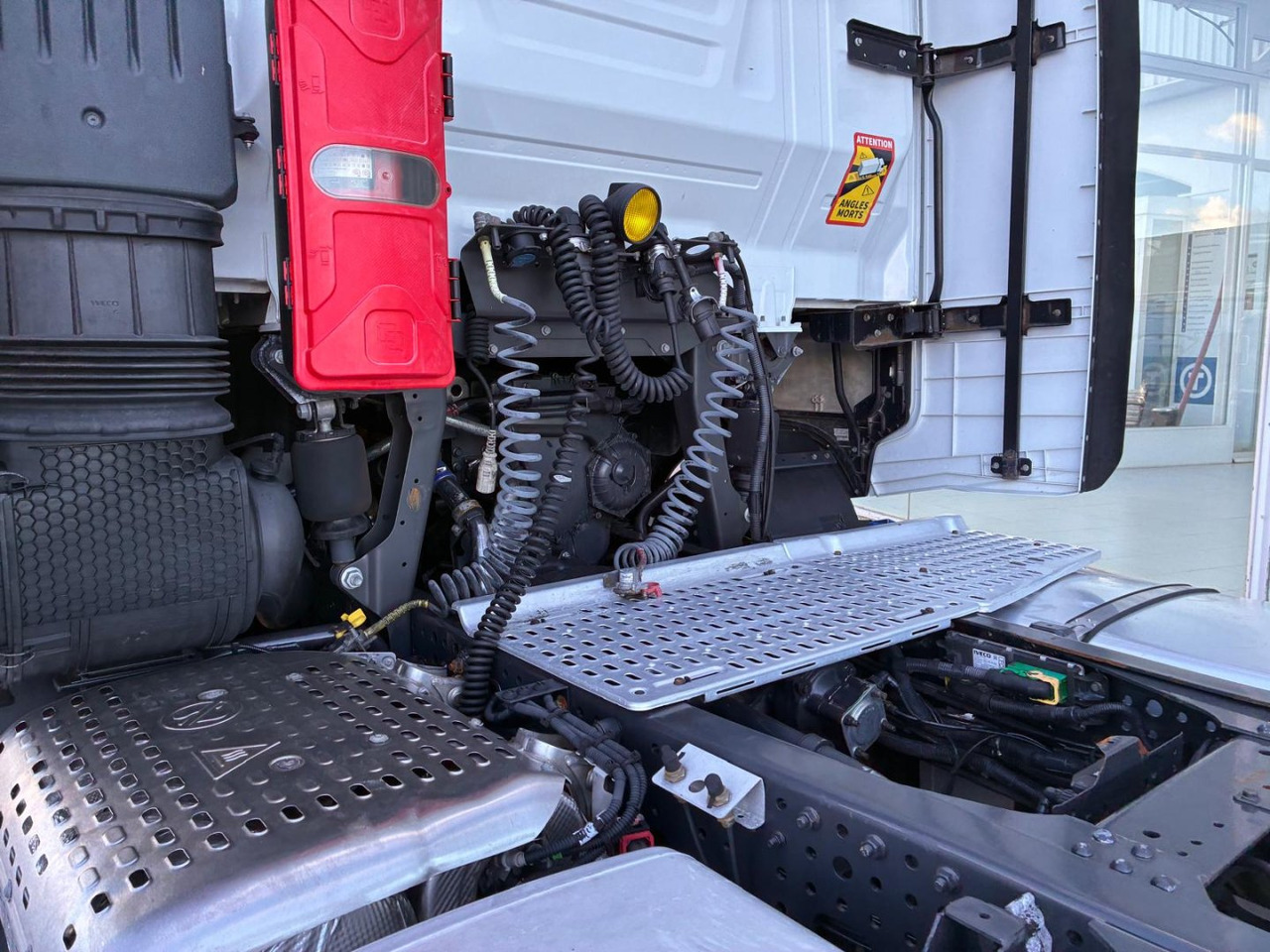 Cabeza Tractora IVECO 460 AUTOMATICO INTARDER ADR - Ťahač: obrázok 5 Cabeza Tractora IVECO 460 AUTOMATICO INTARDER ADR - Ťahač: obrázok 5