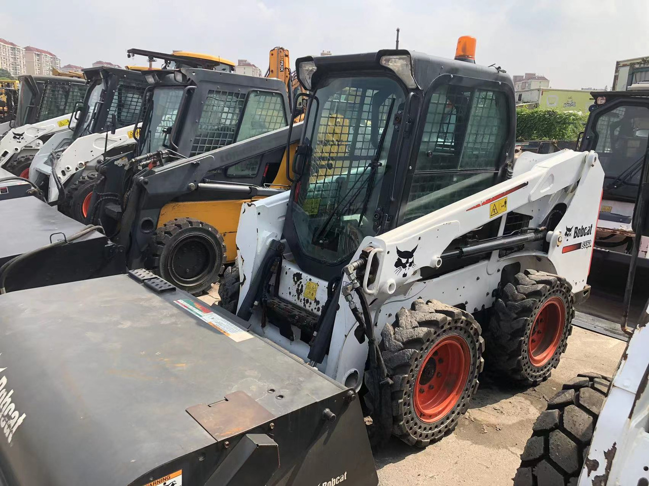 BOBCAT S550 - Šmykom riadený nakladač: obrázok 2 BOBCAT S550 - Šmykom riadený nakladač: obrázok 2