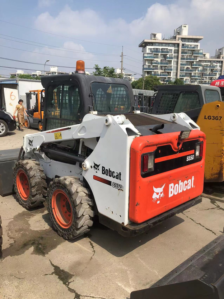 BOBCAT S550 - Šmykom riadený nakladač: obrázok 3 BOBCAT S550 - Šmykom riadený nakladač: obrázok 3