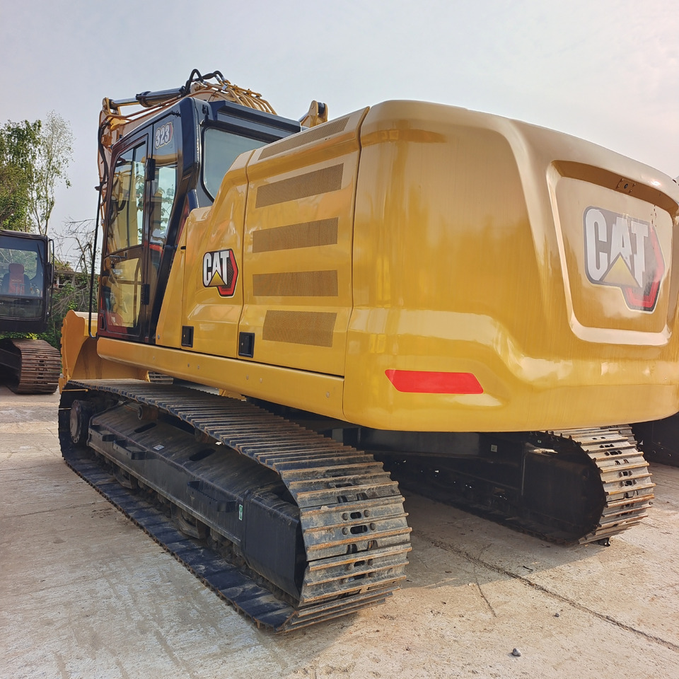 CAT 323 - Pásové rýpadlo: obrázok 1 CAT 323 - Pásové rýpadlo: obrázok 1