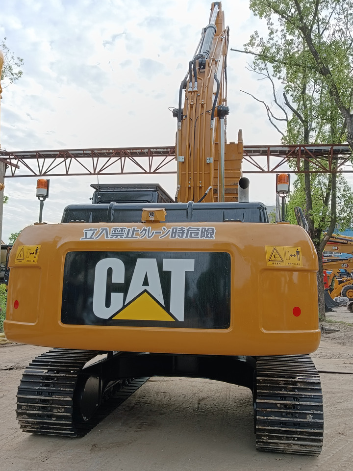 CAT 324DL 324 D 2 L 324D - Pásové rýpadlo: obrázok 2 CAT 324DL 324 D 2 L 324D - Pásové rýpadlo: obrázok 2