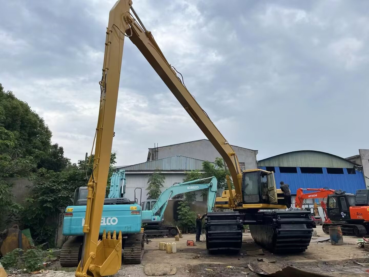 CATERPILLAR 320BL 320CL DREDGER - Plovoucí rýpadlo: obrázok 1 CATERPILLAR 320BL 320CL DREDGER - Plovoucí rýpadlo: obrázok 1