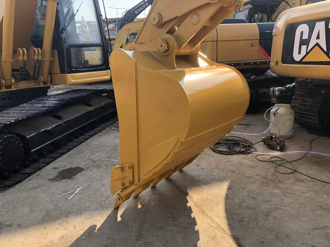 CATERPILLAR 320BL CAT 320 BL 320D 320CL 320GC - Pásové rýpadlo: obrázok 3 CATERPILLAR 320BL CAT 320 BL 320D 320CL 320GC - Pásové rýpadlo: obrázok 3