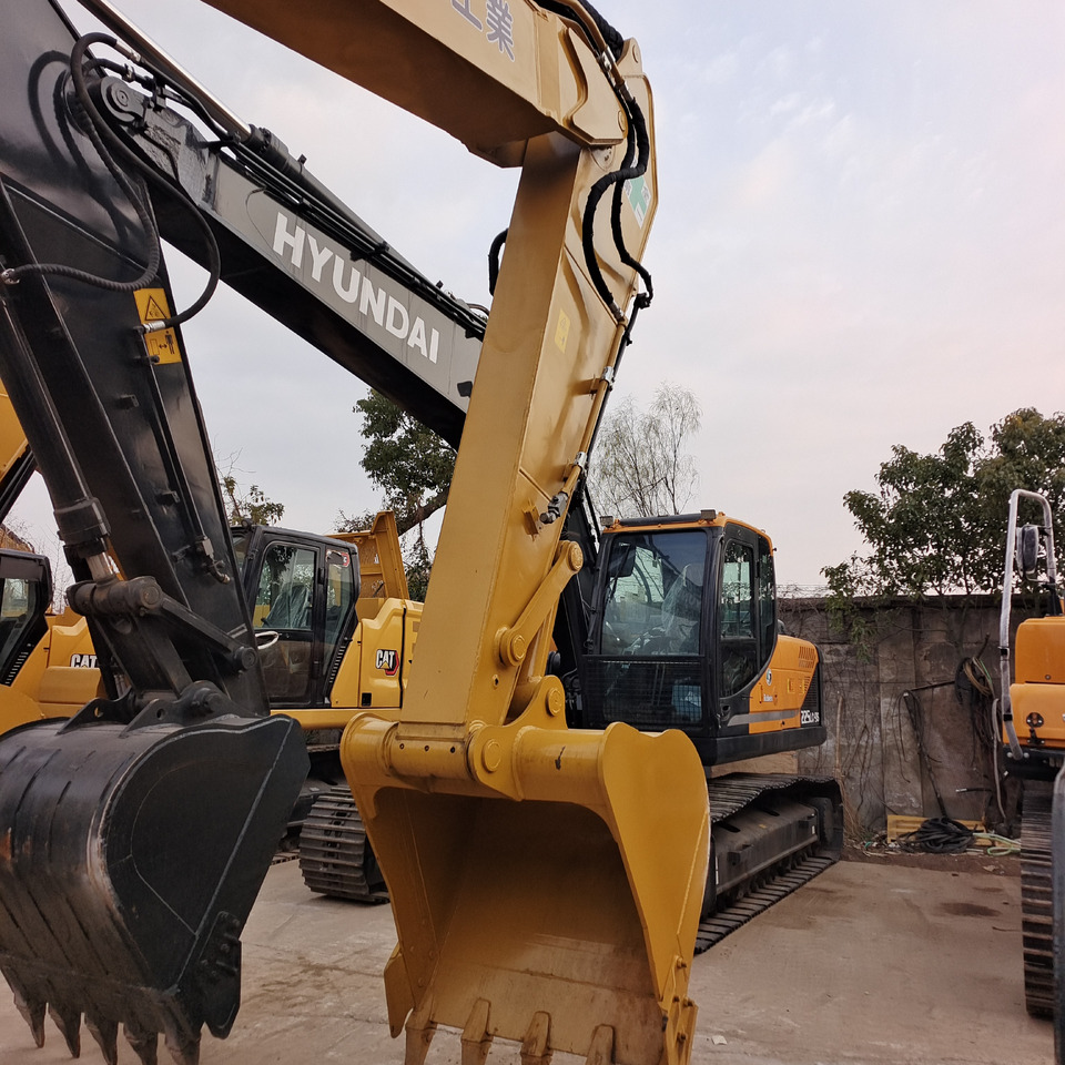 CATERPILLAR 320D CAT 320D2 320D2L - Pásové rýpadlo: obrázok 4 CATERPILLAR 320D CAT 320D2 320D2L - Pásové rýpadlo: obrázok 4