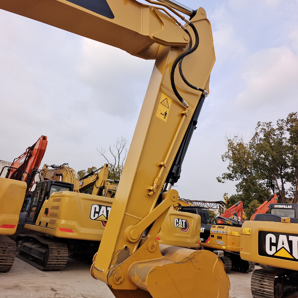 CATERPILLAR 320D2L CAT 320D2 L - Pásové rýpadlo: obrázok 4 CATERPILLAR 320D2L CAT 320D2 L - Pásové rýpadlo: obrázok 4