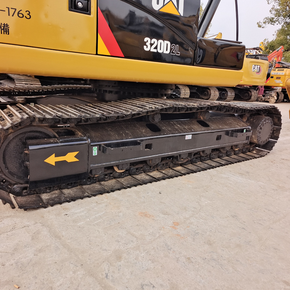 CATERPILLAR 320D2L CAT 320D2 L - Pásové rýpadlo: obrázok 2 CATERPILLAR 320D2L CAT 320D2 L - Pásové rýpadlo: obrázok 2