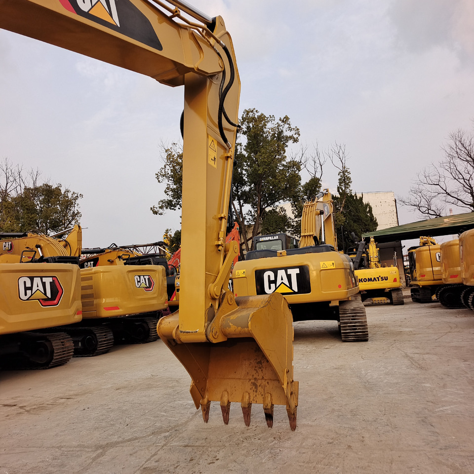 CATERPILLAR 320D2L CAT 320D2 L - Pásové rýpadlo: obrázok 3 CATERPILLAR 320D2L CAT 320D2 L - Pásové rýpadlo: obrázok 3