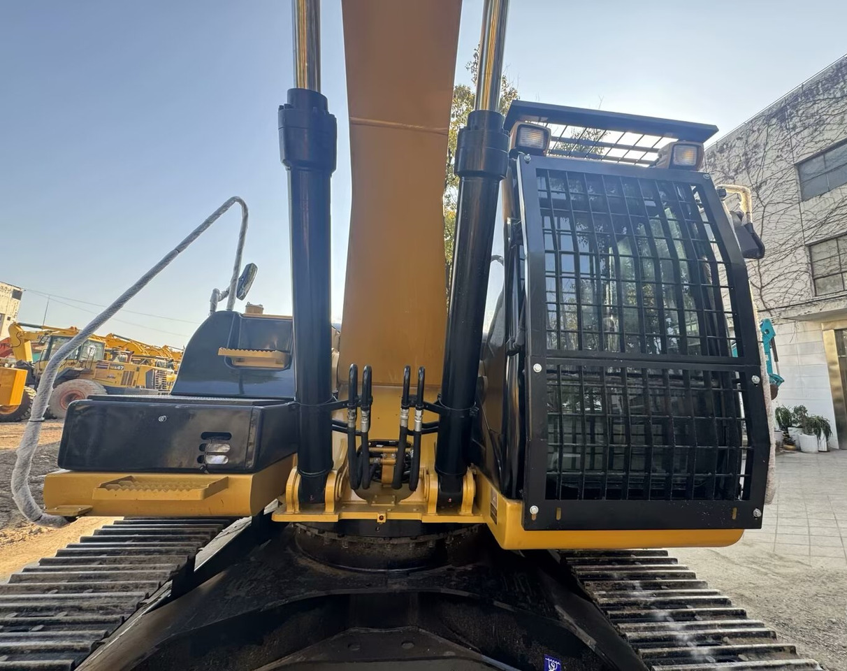 CATERPILLAR 330D2L CAT 330D 330GC - Pásové rýpadlo: obrázok 4 CATERPILLAR 330D2L CAT 330D 330GC - Pásové rýpadlo: obrázok 4