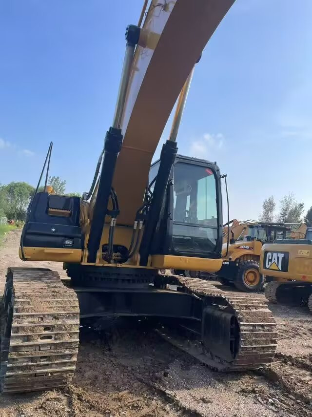CATERPILLAR 336D 2 L CAT 336D2L - Pásové rýpadlo: obrázok 4 CATERPILLAR 336D 2 L CAT 336D2L - Pásové rýpadlo: obrázok 4