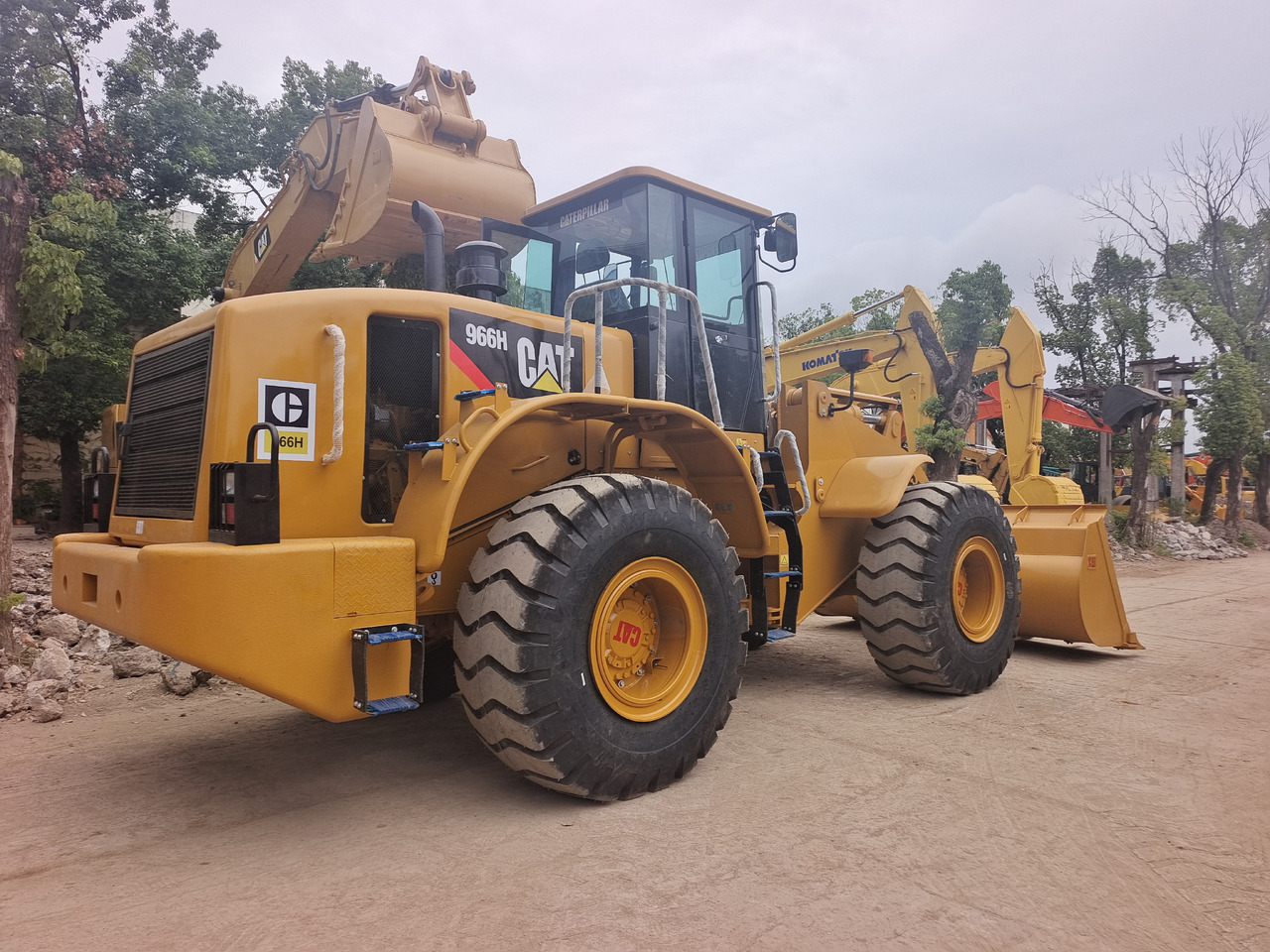 CATERPILLAR 966H CAT - Kolesový nakladač: obrázok 3 CATERPILLAR 966H CAT - Kolesový nakladač: obrázok 3