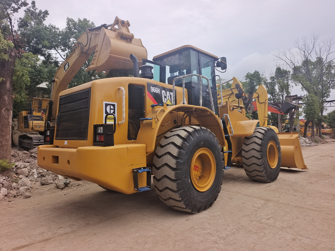 CATERPILLAR 966H CAT - Kolesový nakladač: obrázok 1 CATERPILLAR 966H CAT - Kolesový nakladač: obrázok 1