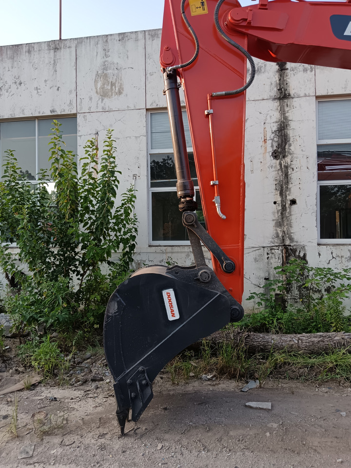 DOOSAN DX225LC-9C - Pásové rýpadlo: obrázok 2 DOOSAN DX225LC-9C - Pásové rýpadlo: obrázok 2