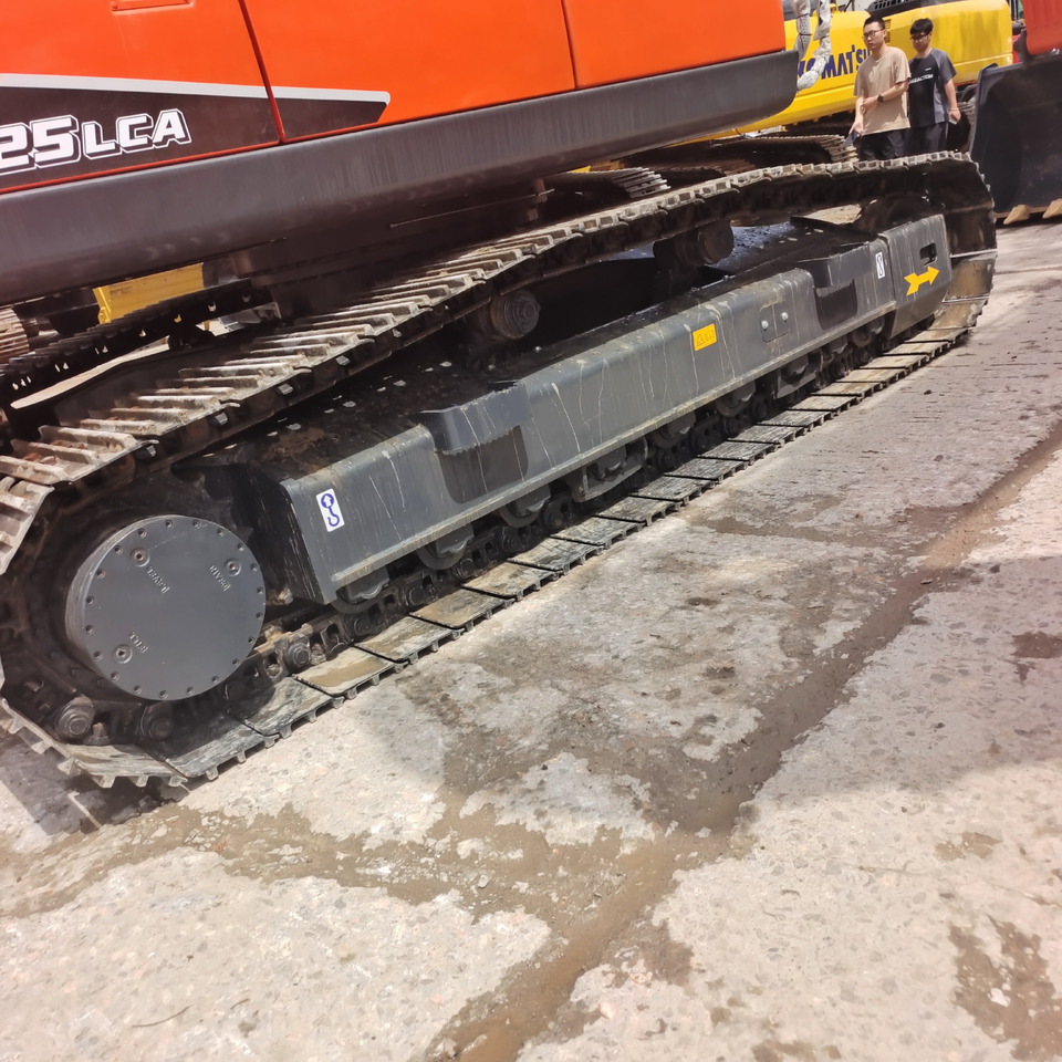 DOOSAN DX225LCA - Pásové rýpadlo: obrázok 2 DOOSAN DX225LCA - Pásové rýpadlo: obrázok 2