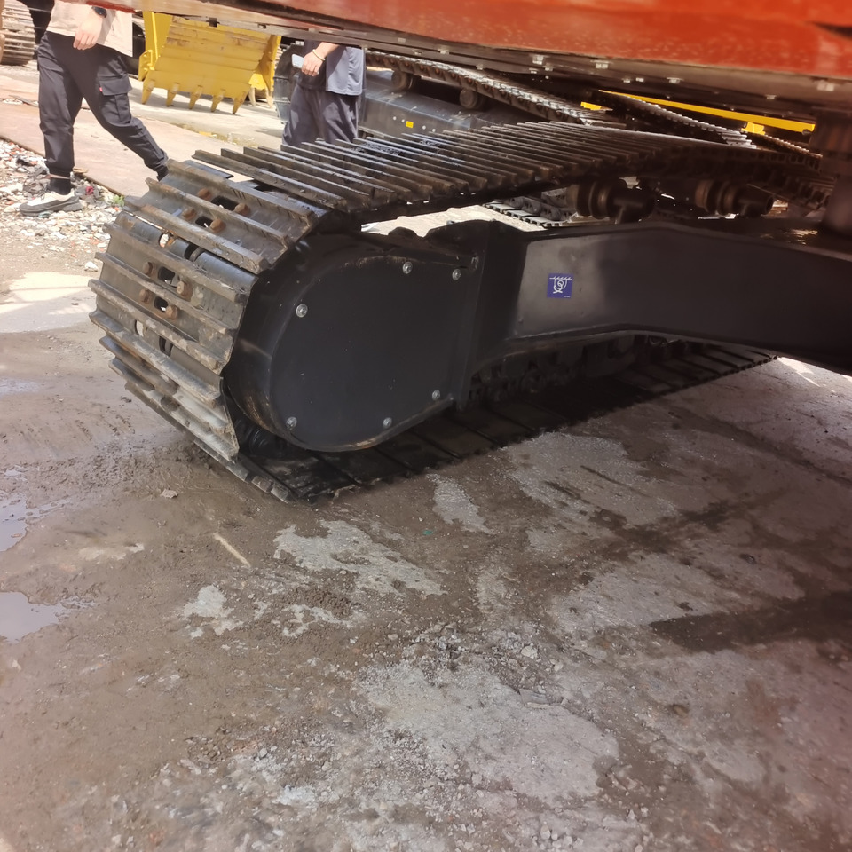 DOOSAN DX225LCA - Pásové rýpadlo: obrázok 4 DOOSAN DX225LCA - Pásové rýpadlo: obrázok 4