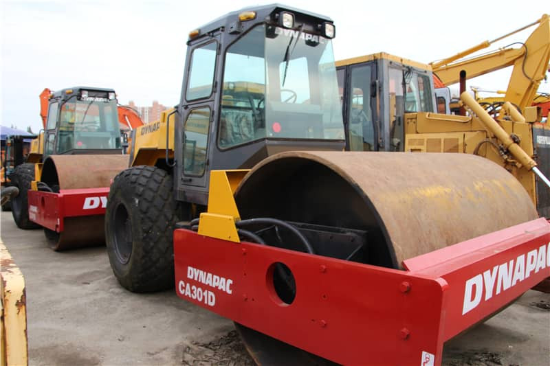 DYNAPAC CA301D - Cestný valec: obrázok 4 DYNAPAC CA301D - Cestný valec: obrázok 4