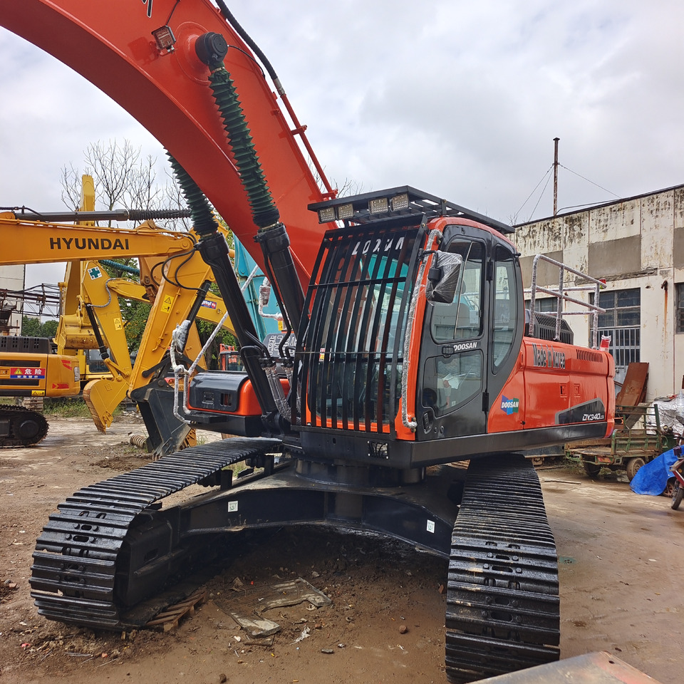 Doosan DX 340 LC DOOSAN DX340 LCA - Pásové rýpadlo: obrázok 3 Doosan DX 340 LC DOOSAN DX340 LCA - Pásové rýpadlo: obrázok 3