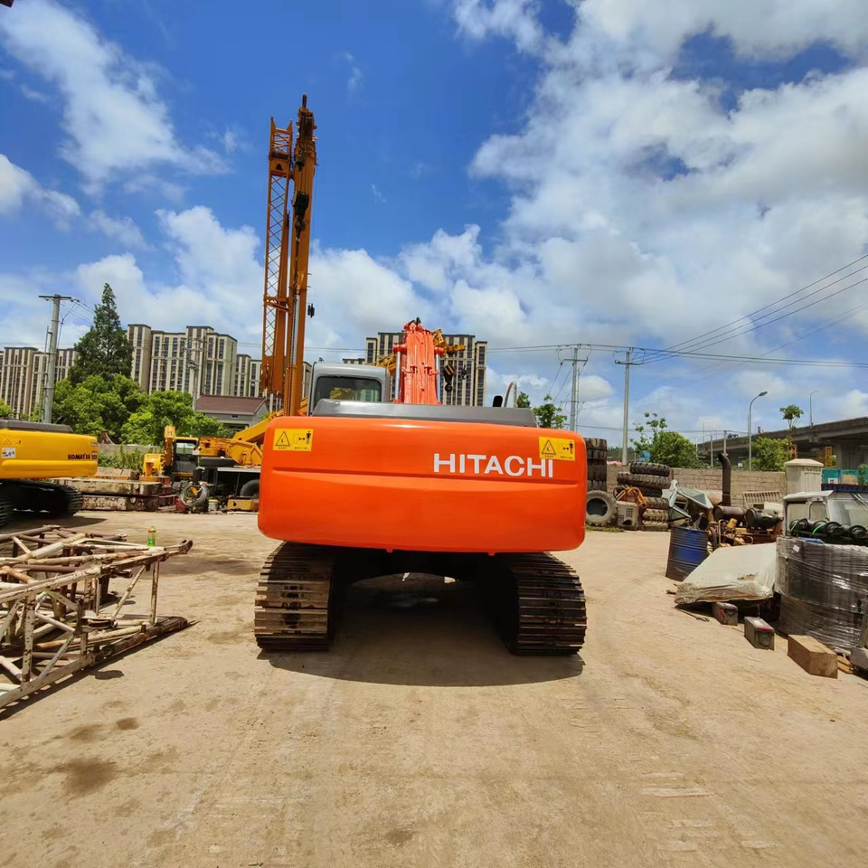 HITACHI ZX200-3 ZX200 - 3 ZX 200 - Pásové rýpadlo: obrázok 4 HITACHI ZX200-3 ZX200 - 3 ZX 200 - Pásové rýpadlo: obrázok 4