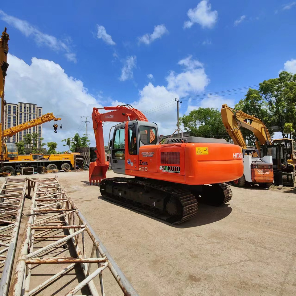 HITACHI ZX200-3 ZX200 - 3 ZX 200 - Pásové rýpadlo: obrázok 5 HITACHI ZX200-3 ZX200 - 3 ZX 200 - Pásové rýpadlo: obrázok 5