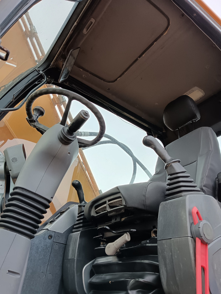 Kolesové rýpadlo HYUNDAI 210W-9S Hyundai 210 W - 9 S: obrázok 29