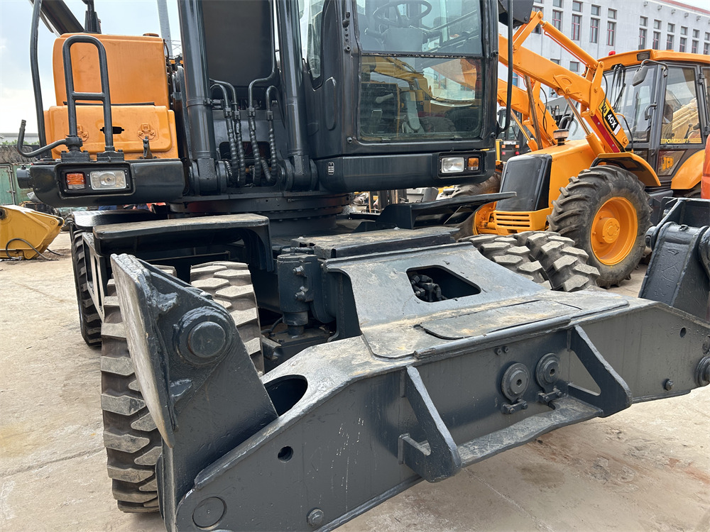 HYUNDAI R 210W-9 210W - 9S 9T - Kolesové rýpadlo: obrázok 5 HYUNDAI R 210W-9 210W - 9S 9T - Kolesové rýpadlo: obrázok 5