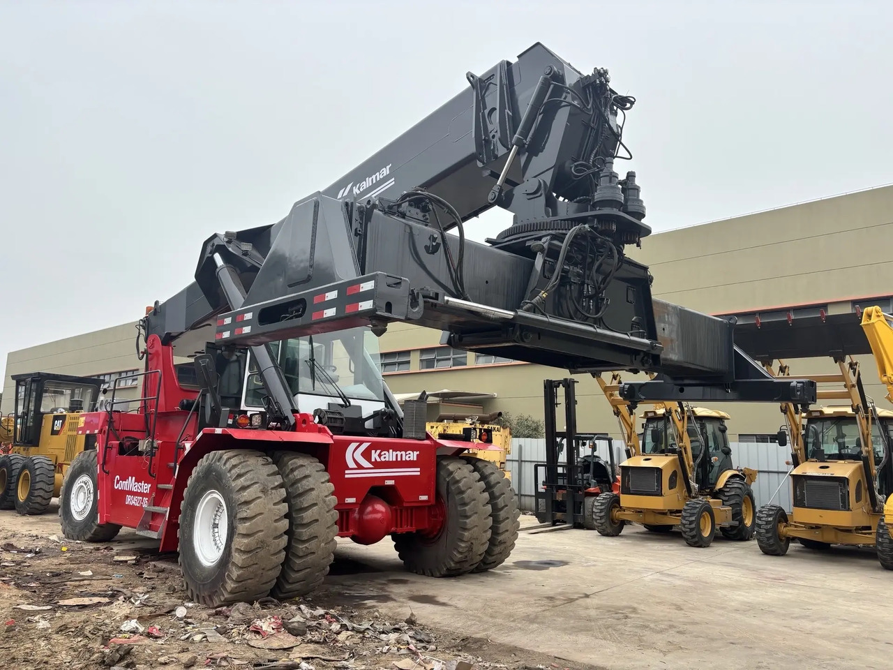 KALMAR DRS 4527 - S5 DRF450 DRT 450 45TON CONTAINER HANDLER - Ramenový prekladač: obrázok 2 KALMAR DRS 4527 - S5 DRF450 DRT 450 45TON CONTAINER HANDLER - Ramenový prekladač: obrázok 2