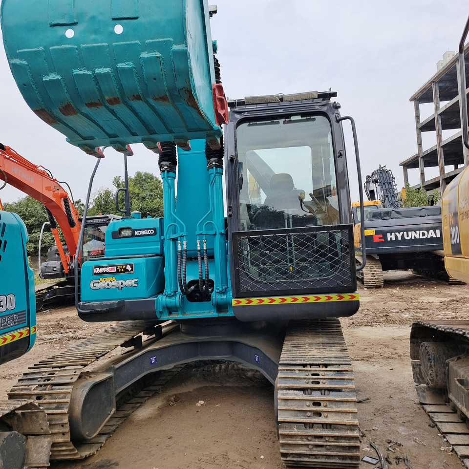 KOBELCO SK140 SK200 - Pásové rýpadlo: obrázok 3 KOBELCO SK140 SK200 - Pásové rýpadlo: obrázok 3