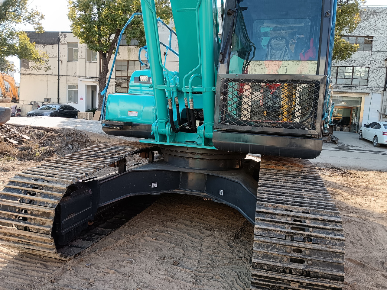 KOBELCO SK200-8 SK 210LC - Pásové rýpadlo: obrázok 3 KOBELCO SK200-8 SK 210LC - Pásové rýpadlo: obrázok 3