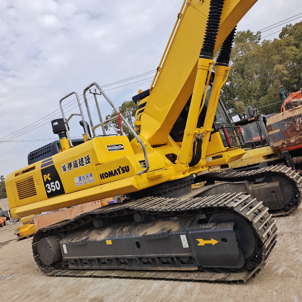 KOMATSU PC 350 - Pásové rýpadlo: obrázok 2 KOMATSU PC 350 - Pásové rýpadlo: obrázok 2