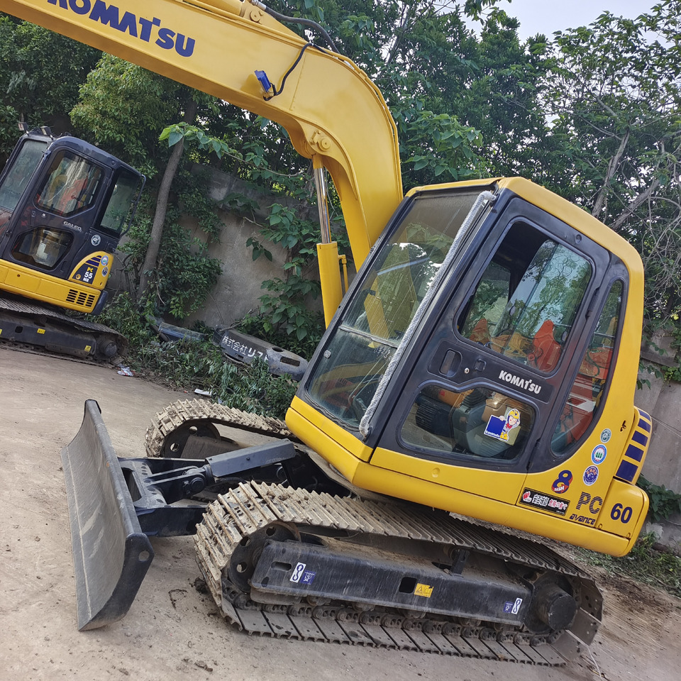 KOMATSU PC 60 - Mini rýpadlo: obrázok 3 KOMATSU PC 60 - Mini rýpadlo: obrázok 3
