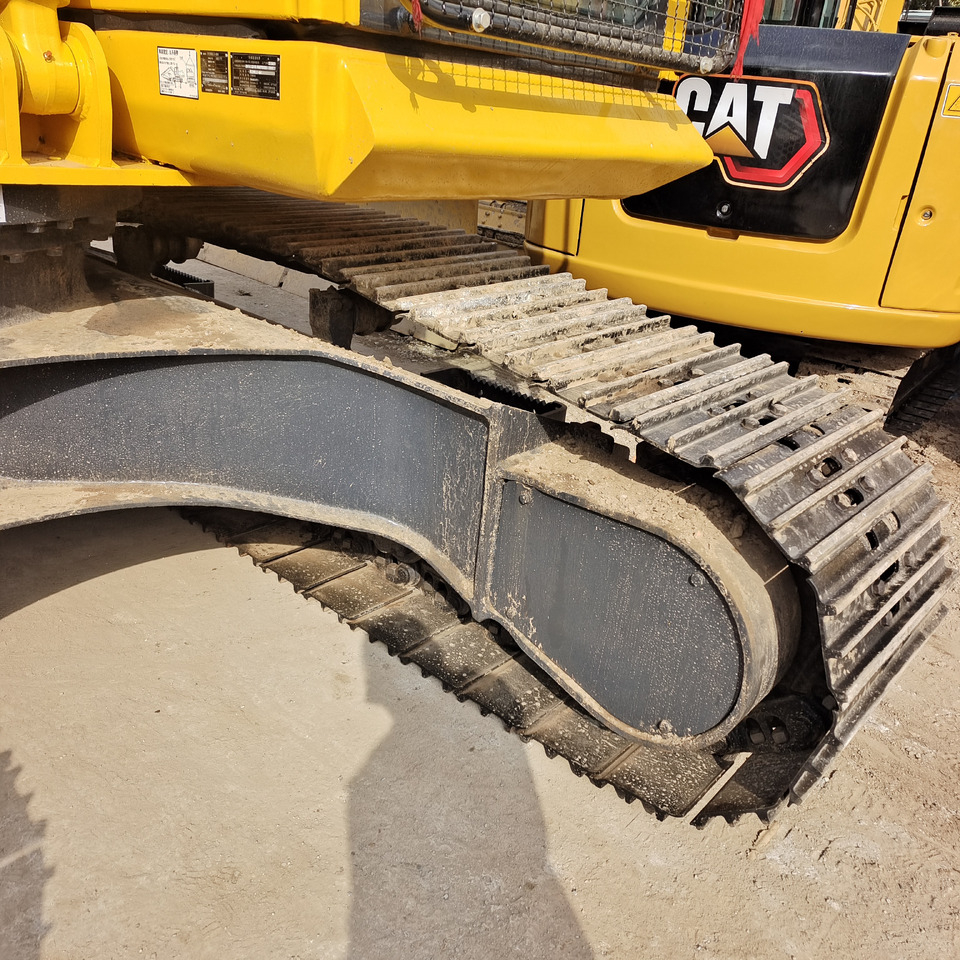 KOMATSU PC200-8 PC 200 - 8 - Pásové rýpadlo: obrázok 3 KOMATSU PC200-8 PC 200 - 8 - Pásové rýpadlo: obrázok 3