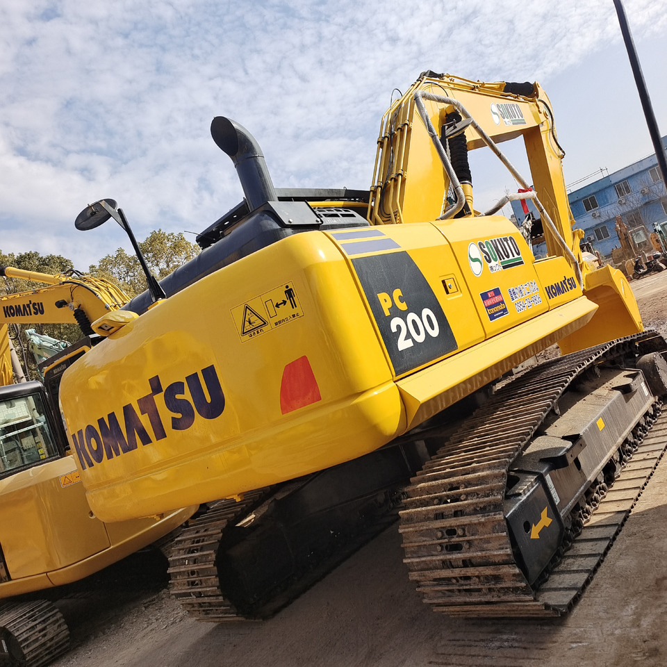KOMATSU PC200-8 PC 200 - 8 - Pásové rýpadlo: obrázok 1 KOMATSU PC200-8 PC 200 - 8 - Pásové rýpadlo: obrázok 1
