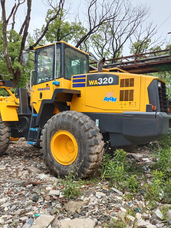 KOMATSU WA 320 - Kolesový nakladač: obrázok 1 KOMATSU WA 320 - Kolesový nakladač: obrázok 1