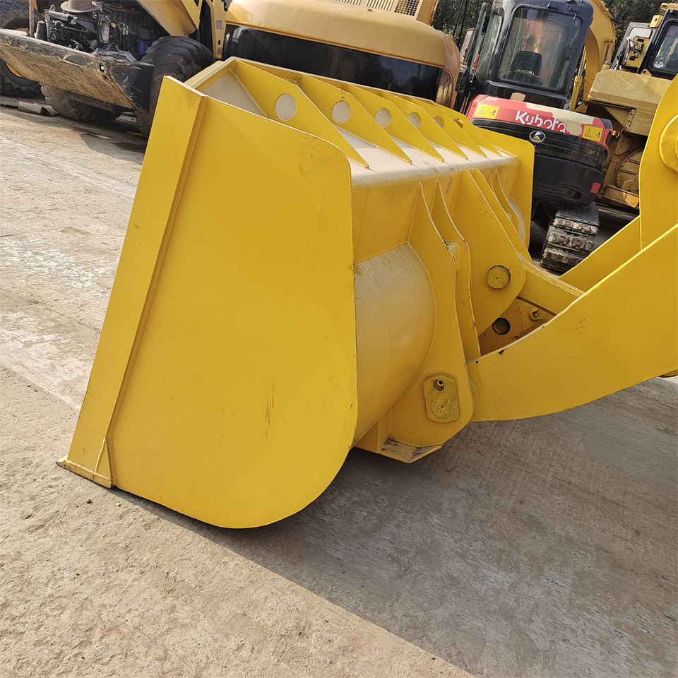 KOMATSU WA470 - Kolesový nakladač: obrázok 5 KOMATSU WA470 - Kolesový nakladač: obrázok 5