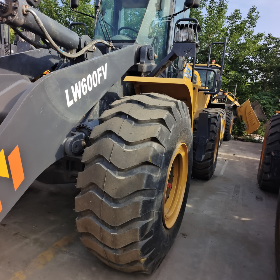 XCMG LW600FV - Kolesový nakladač: obrázok 4 XCMG LW600FV - Kolesový nakladač: obrázok 4
