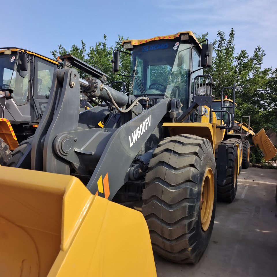 XCMG LW600FV - Kolesový nakladač: obrázok 3 XCMG LW600FV - Kolesový nakladač: obrázok 3